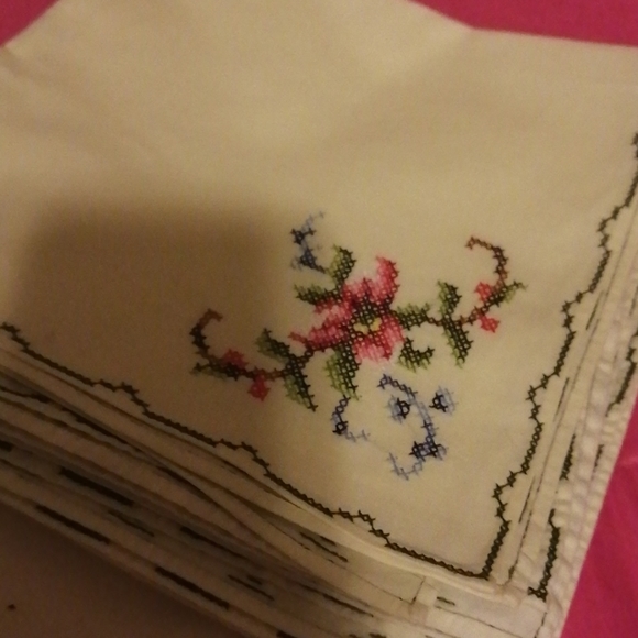 Vintage cloth napkins, sets if 6 - Picture 2 of 7